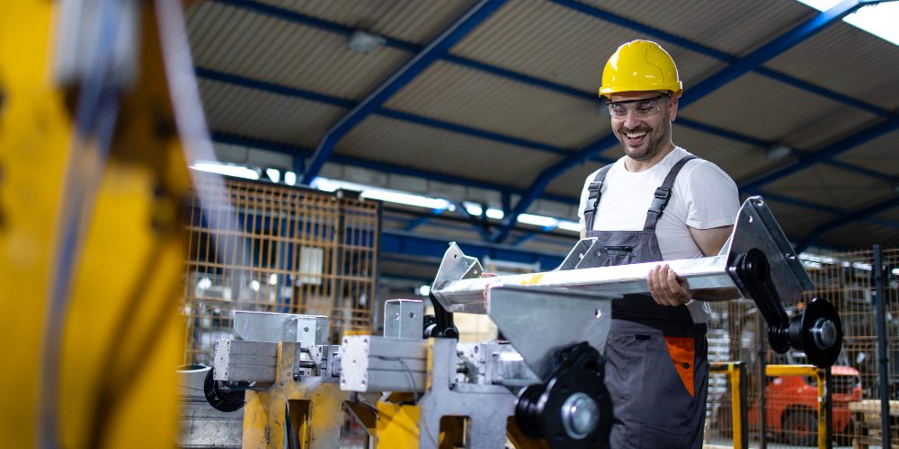 How to Open A Manufacturing Company in Oman